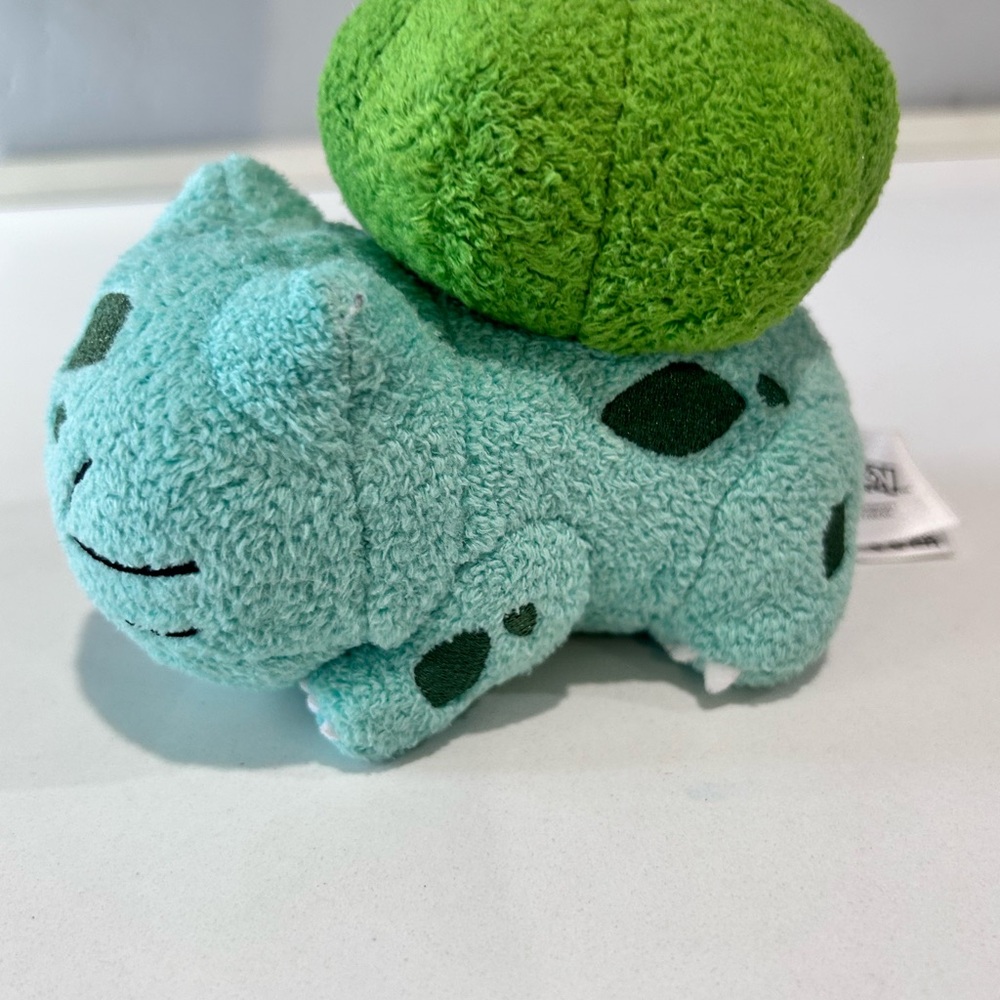 Pokemon Mint & Bright Green Bulbasaur Plush Pet Toy